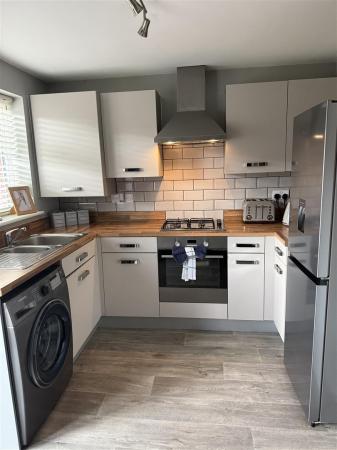 kitchen 1.jpg
