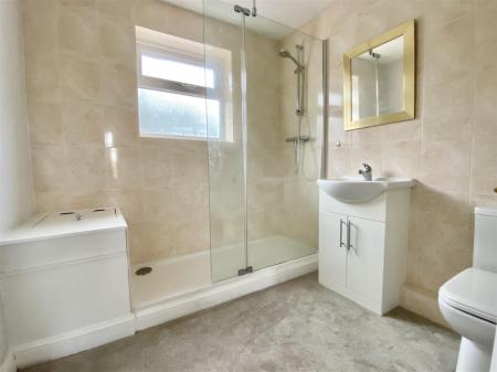 46 Meole crescent-4.jpg