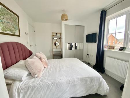 2 Bufton Close-21.jpg