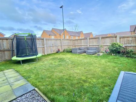 2 Bufton Close-2.jpg