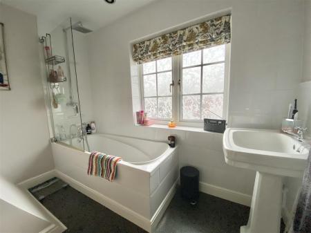 134 Monkmoor rd-19.jpg