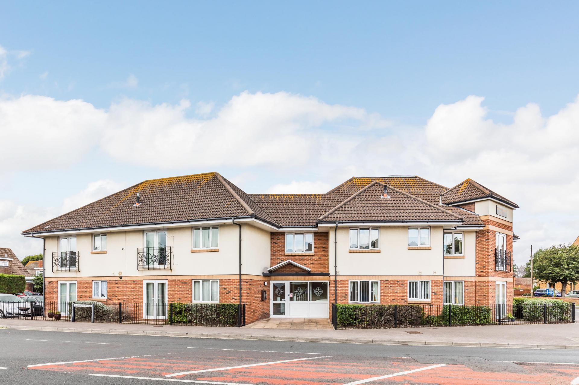 1 bedroom Flat for sale in Hayling Island