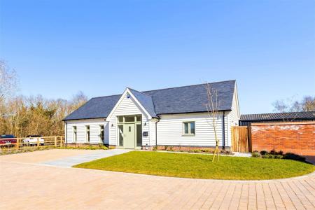 1 meadow views  ext (6).jpg