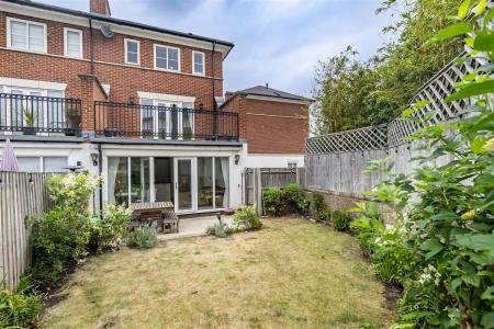 14 Mowbray  july 2025 ext  (9).jpg