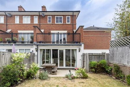 14 Mowbray  july 2025 ext  (10).jpg