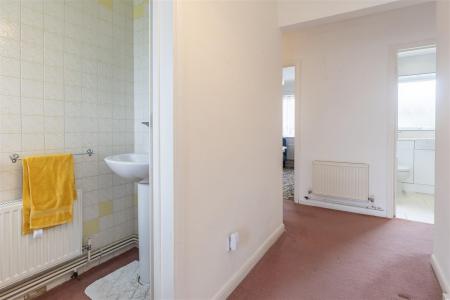 11 Higham View   (1).jpg