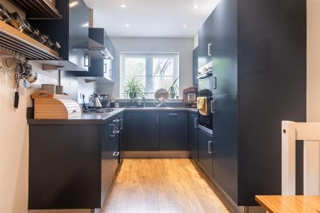 99  Blenheim Sq (4).jpg