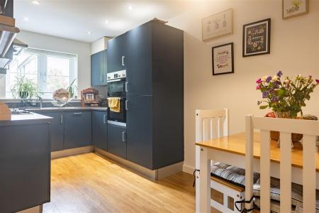 99  Blenheim Sq (3).jpg