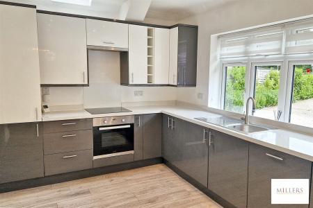 Fitted Kitchen