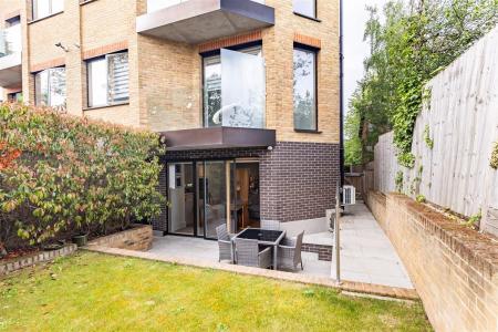 Flat 3  32 Palmerston  (17).jpg