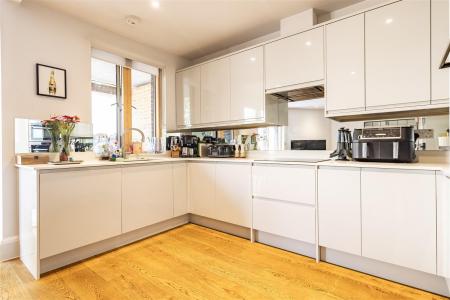 Flat 3  32 Palmerston  (7).jpg