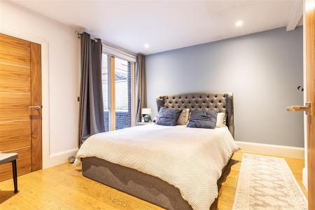 Flat 3  32 Palmerston  (1).jpg