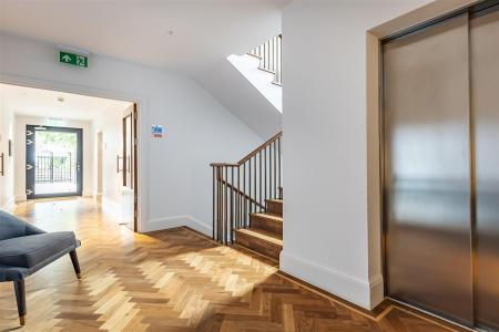 Flat 3  32 Palmerston  (21).jpg