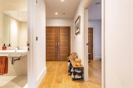 Flat 3  32 Palmerston  (5).jpg