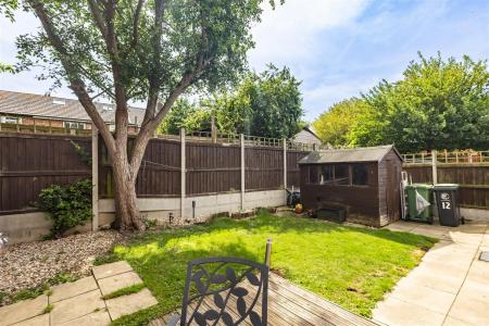 12 Barkers Way   (9).jpg