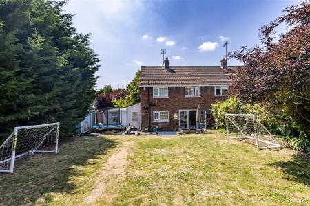 102 Beaconsfield (21).jpg