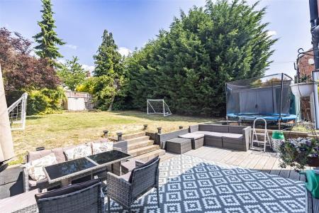 102 Beaconsfield (17).jpg