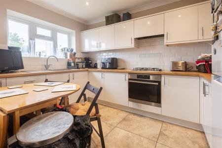 30 Borders La (5).jpg