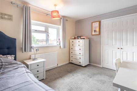 72 Beamish Close CM16 6JW (10).jpg