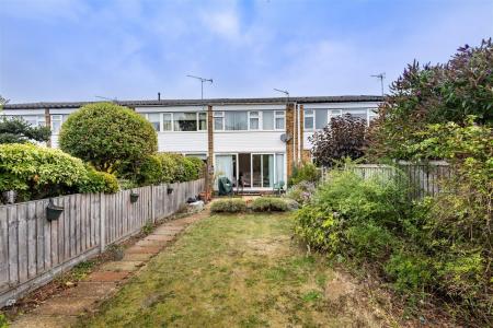 17 Highfield Green  (21).jpg