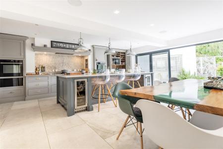 Mc Nair  Kendal (7).jpg