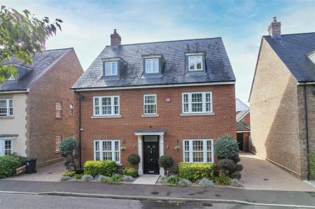 5 Boleyn Row (3).jpg