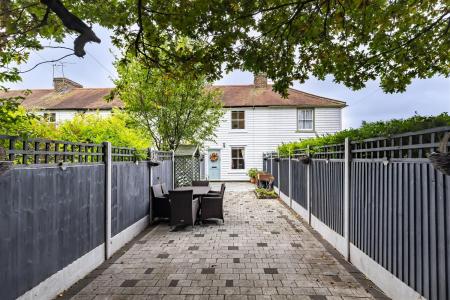 197, Manor Road (17).jpg