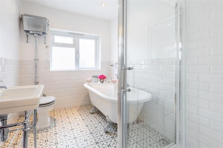 197, Manor Road (5).jpg