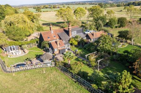 Willow Cottage 43 Berwick Ln  aerial (8).jpg