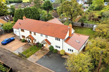 1a, Bumbles Green aerial  (17).jpg