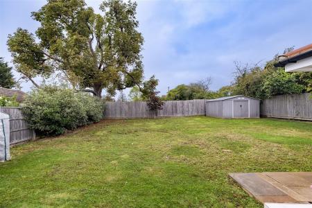 1a, Bumbles Green (27).jpg