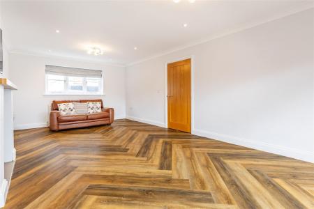 1a, Bumbles Green (11).jpg