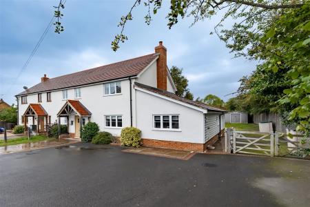 1a, Bumbles Green (52).jpg