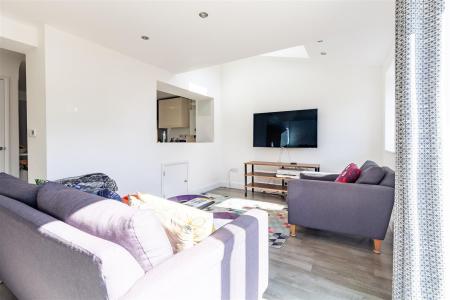 63  Green Glade  (4).jpg