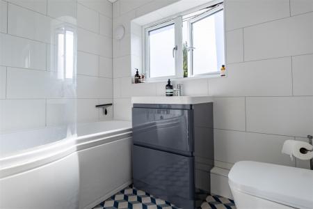 63  Green Glade  (13).jpg