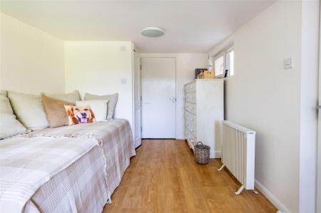 26 Lower Bury   (10).jpg