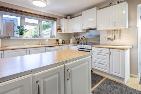 26 Lower Bury   (4).jpg