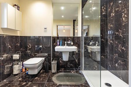 12 Boleyn Row (3).jpg