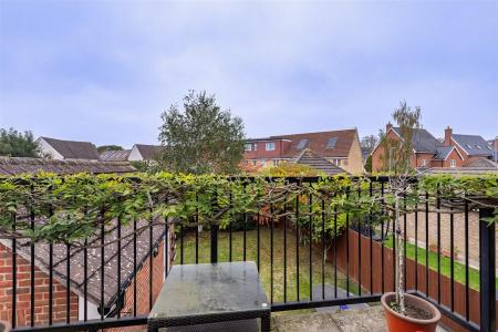 12 Boleyn Row (12).jpg