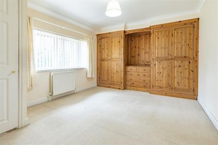 73  Centre Drive  (7).jpg