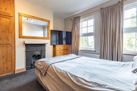 200  High Road,  CM16 6EF (8).jpg