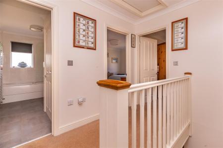 61 Upland Road (28).jpg