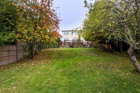 34, Blackacre Road (30).jpg