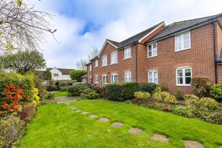 11 Stewart Court (15).jpg