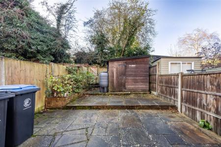 16 Albany Ct (19).jpg