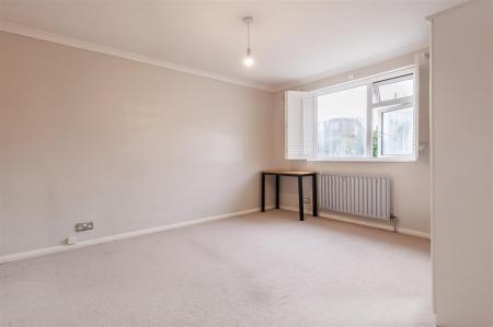 71 Crows Rd (14).jpg