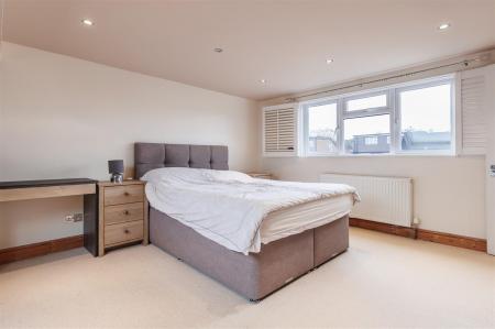 71 Crows Rd (18).jpg