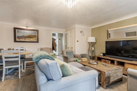 9  Green Close (7).jpg