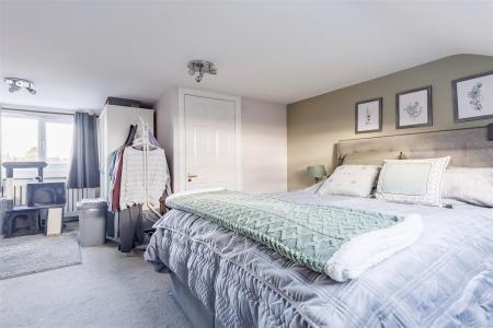 9  Green Close (16).jpg