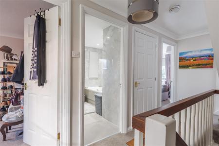 9  Green Close (11).jpg